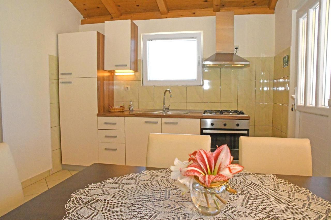 Apartment II Radisic Beautiful View Vis Buitenkant foto