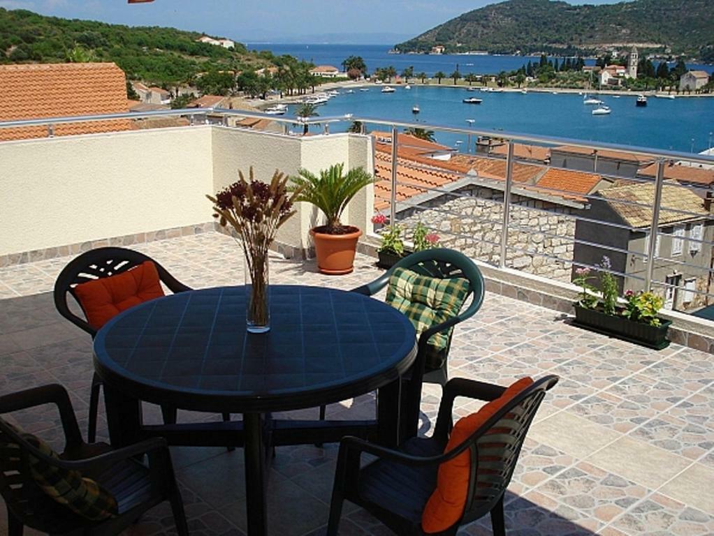 Apartment II Radisic Beautiful View Vis Buitenkant foto